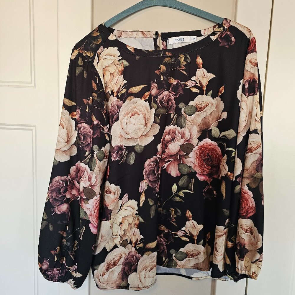 Ricki's Long Sleeve Floral Blouse